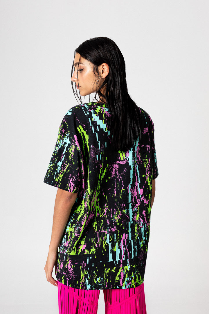 GLITCH DOLL OVERSIZED T-SHIRT